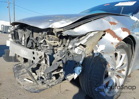 2014 Infiniti Q60 Journey z USA, uszkodzony, nr VIN JN1CV6EK0EM111050